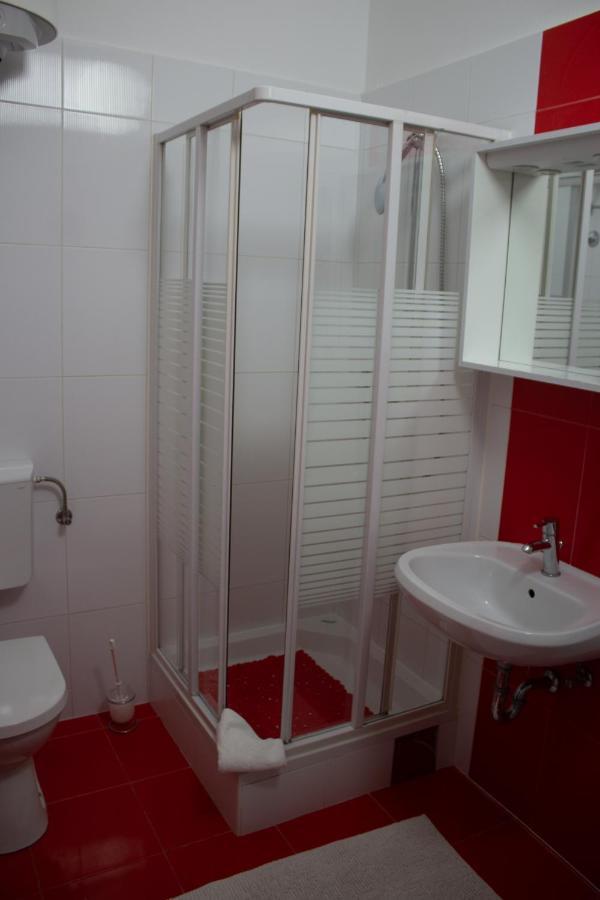 Apartments Villa Jelena Vodice Ngoại thất bức ảnh