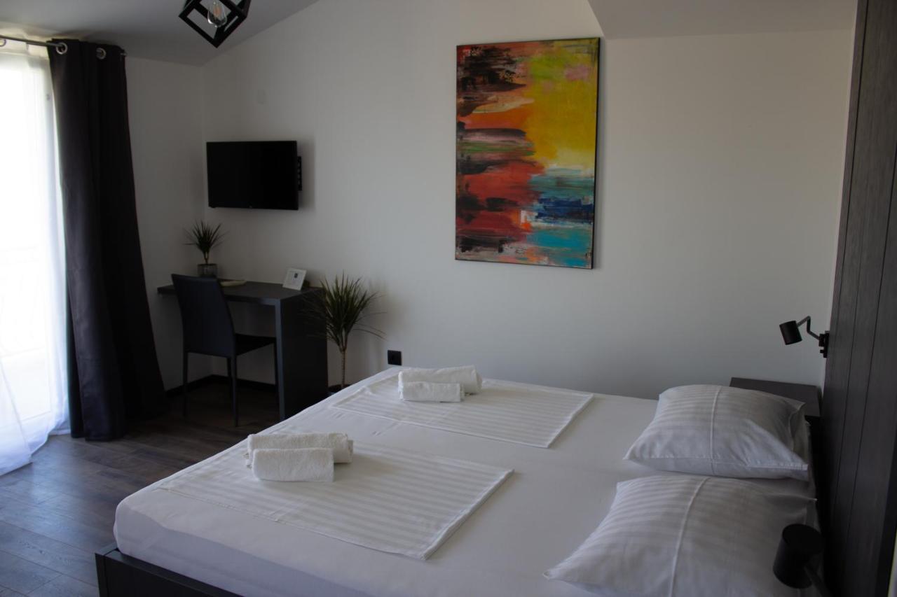 Apartments Villa Jelena Vodice Ngoại thất bức ảnh